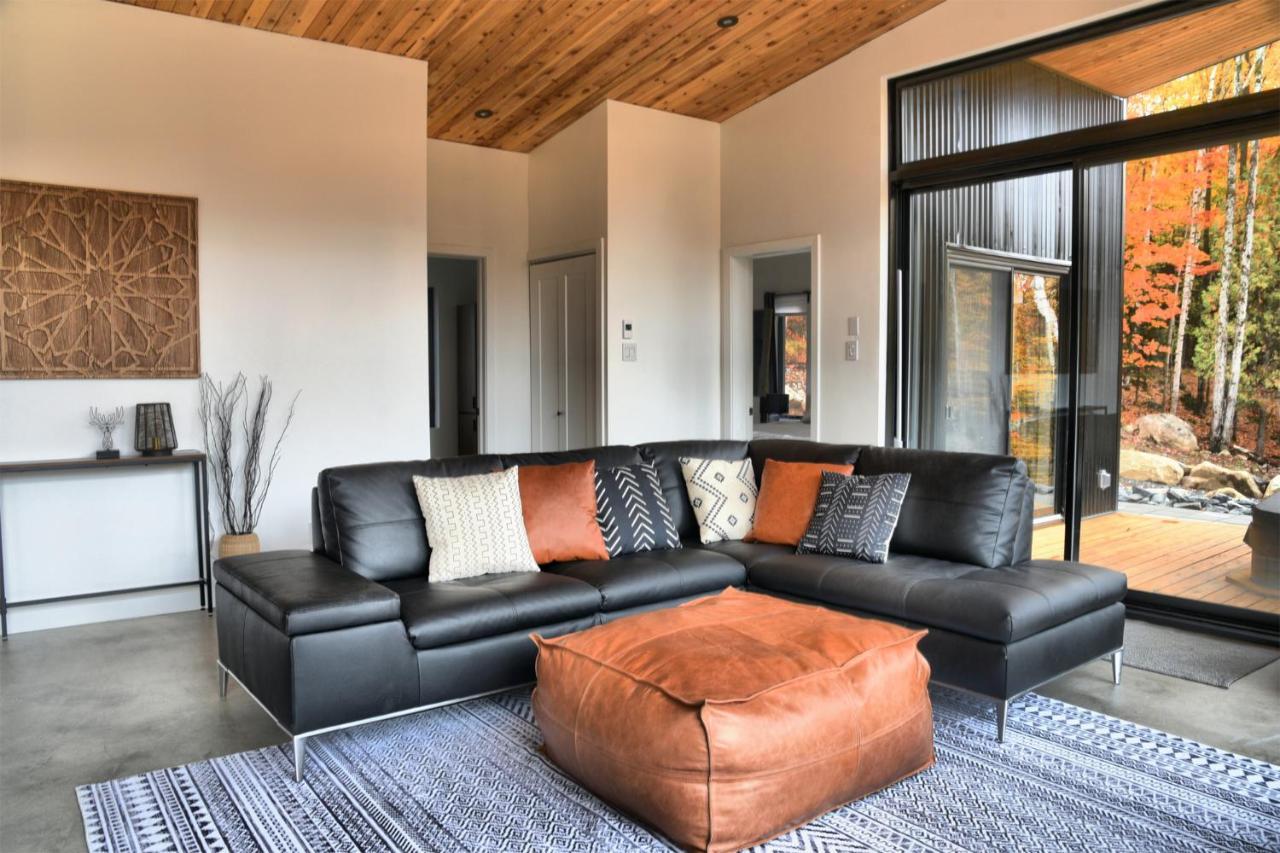 Kallm-Mont-Tremblant Chalet With Hot Tub, Pond & Beach On Private 7Acre Estate Lac Superieur Ngoại thất bức ảnh
