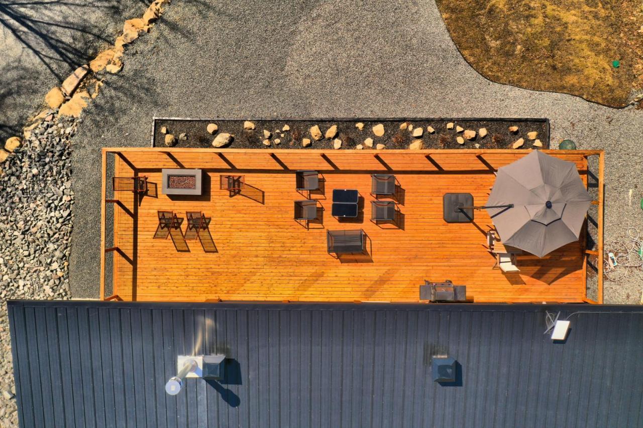 Kallm-Mont-Tremblant Chalet With Hot Tub, Pond & Beach On Private 7Acre Estate Lac Superieur Ngoại thất bức ảnh