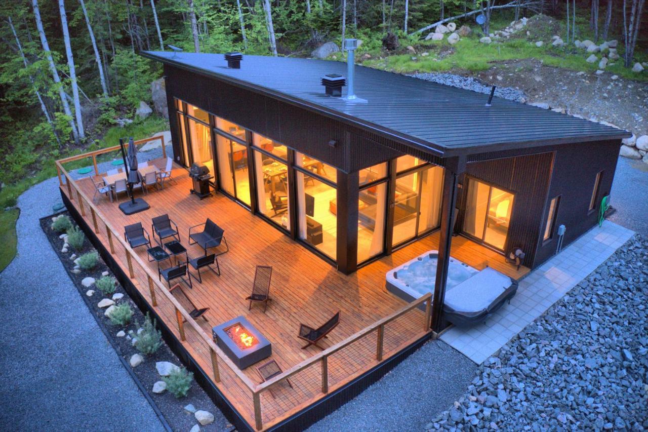 Kallm-Mont-Tremblant Chalet With Hot Tub, Pond & Beach On Private 7Acre Estate Lac Superieur Ngoại thất bức ảnh