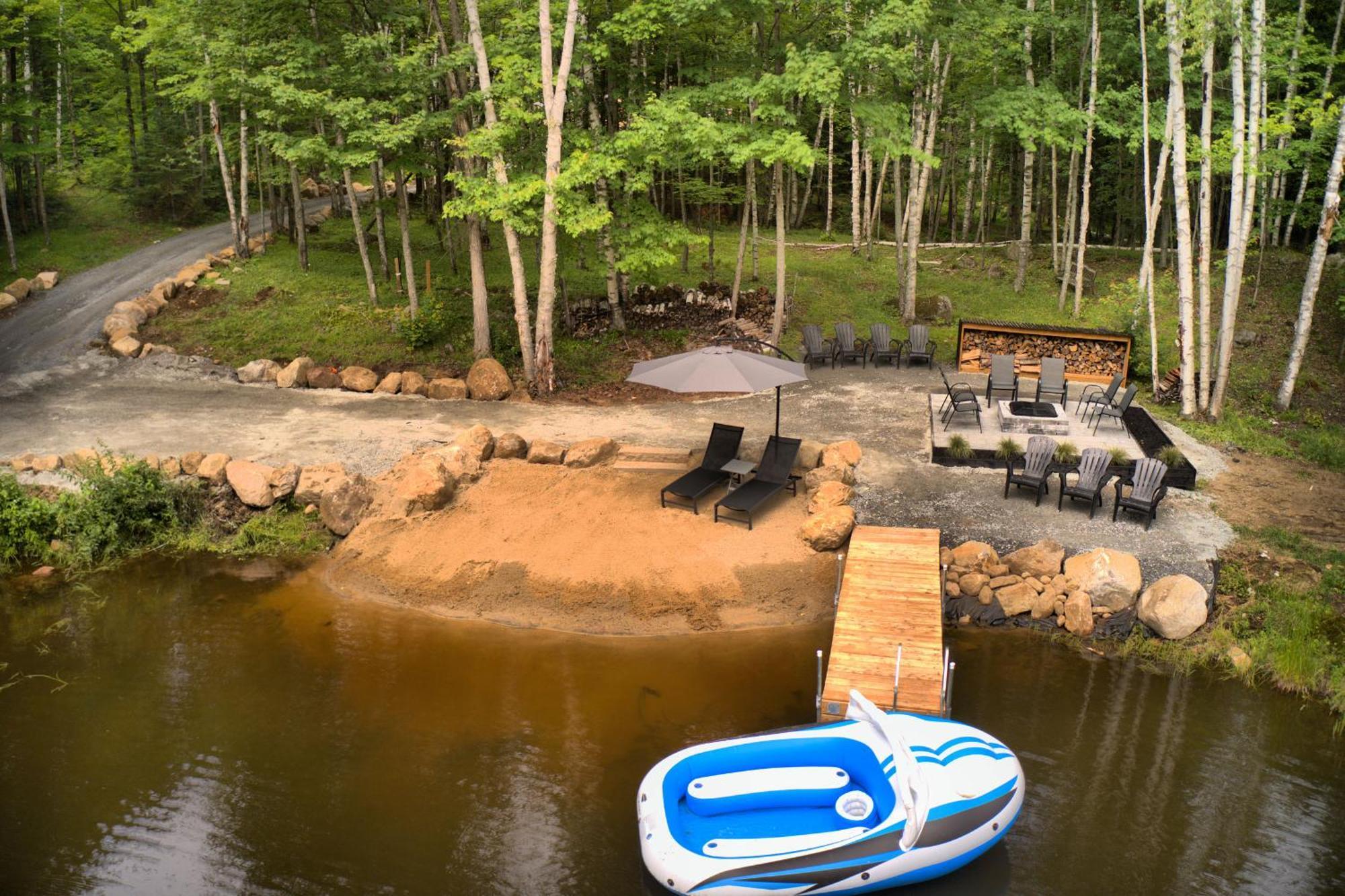 Kallm-Mont-Tremblant Chalet With Hot Tub, Pond & Beach On Private 7Acre Estate Lac Superieur Ngoại thất bức ảnh