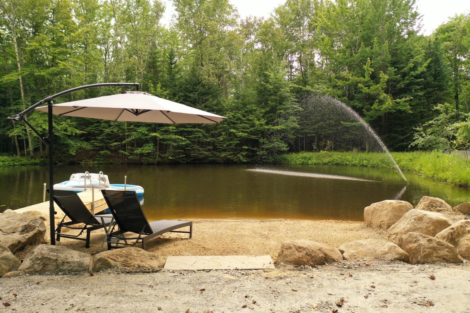 Kallm-Mont-Tremblant Chalet With Hot Tub, Pond & Beach On Private 7Acre Estate Lac Superieur Ngoại thất bức ảnh